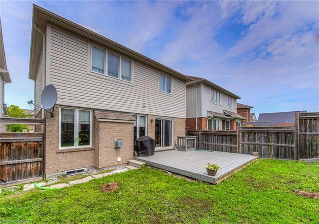 36 Holland Circle, House detached with 3 bedrooms, 1 bathrooms and 3 parking in Cambridge ON | Image 28