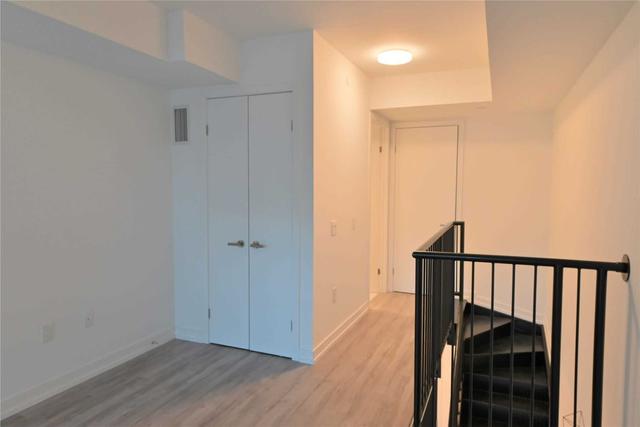 516 - 77 Shuter St, Condo with 1 bedrooms, 2 bathrooms and 0 parking in Toronto ON | Image 3