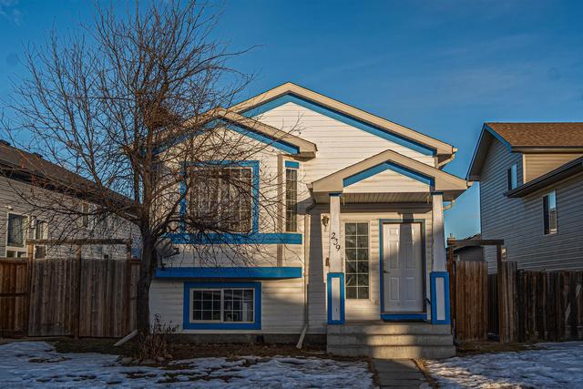 239 Martinvalley Crescent Ne, House detached with 5 bedrooms, 2 bathrooms and 2 parking in Calgary AB | Image 8
