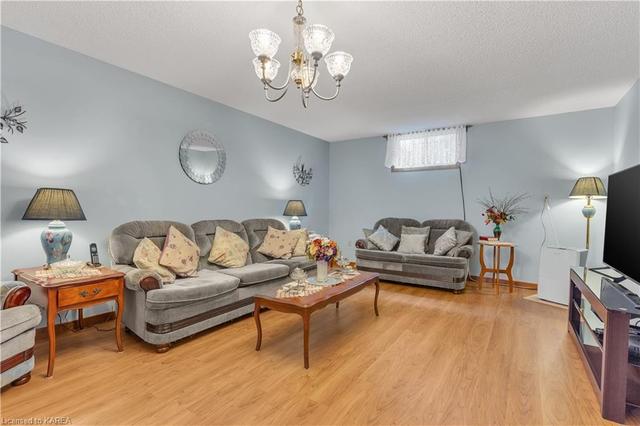 1359 Montreal Street, House detached with 4 bedrooms, 2 bathrooms and 9 parking in Kingston ON | Image 28