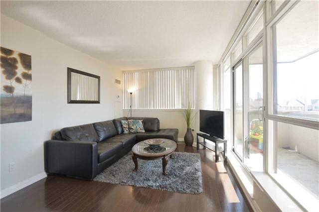 404 - 220 Forum Dr, Condo with 2 bedrooms, 2 bathrooms and 1 parking in Mississauga ON | Image 4