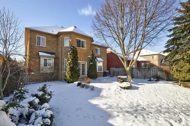 12 Stoneman Crt, House detached with 4 bedrooms, 3 bathrooms and 4 parking in Cambridge ON | Image 29