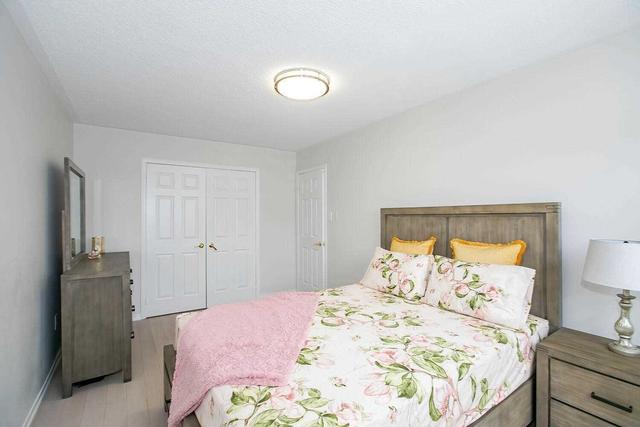 132 Ural Circ, House detached with 3 bedrooms, 3 bathrooms and 3 parking in Brampton ON | Image 18