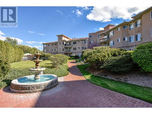 312 - 6805 Cottonwood Drive, Condo with 2 bedrooms, 2 bathrooms and 1 parking in Osoyoos BC | Image 5