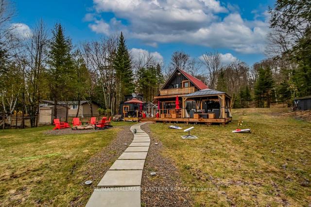 1096 Gravel Pit Rd W, House detached with 3 bedrooms, 2 bathrooms and 10 parking in Minden Hills ON | Image 34