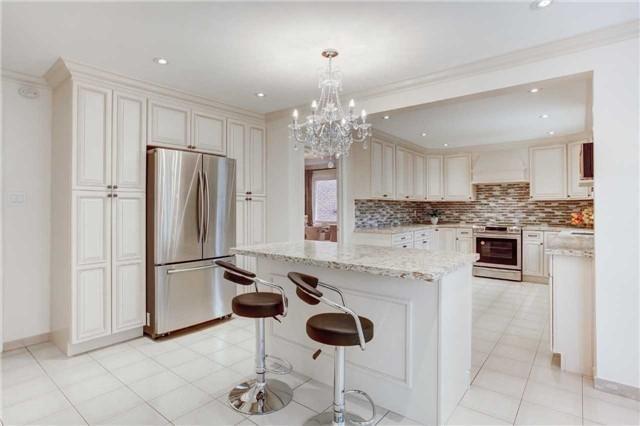 320 Byng Ave, House detached with 5 bedrooms, 6 bathrooms and 4 parking in Toronto ON | Image 6