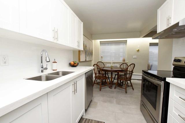 203 - 510 Queenston Rd S, Condo with 2 bedrooms, 1 bathrooms and 1 parking in Hamilton ON | Image 9