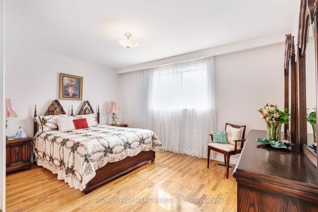 57 Regent Rd, House detached with 3 bedrooms, 3 bathrooms and 6 parking in Toronto ON | Image 9