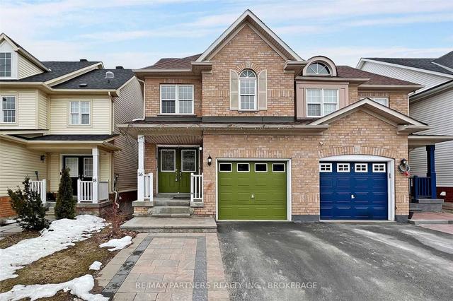 16 Pascoe Dr, House semidetached with 3 bedrooms, 4 bathrooms and 3 parking in Markham ON | Image 1