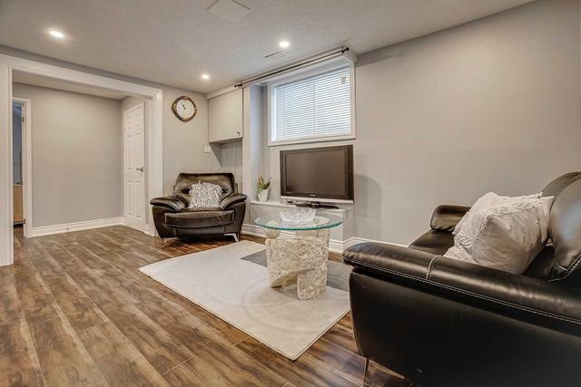 a - 73 Churchill St, House semidetached with 2 bedrooms, 2 bathrooms and 4 parking in Waterloo ON | Image 18