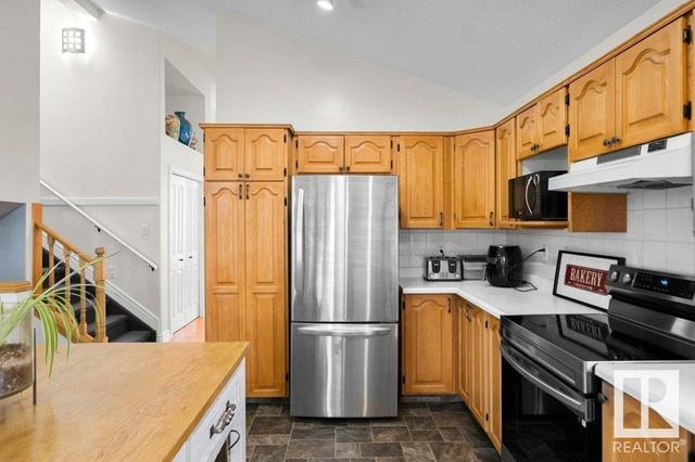 1196 Joyce Rd Nw, House detached with 3 bedrooms, 3 bathrooms and 4 parking in Edmonton AB | Image 11