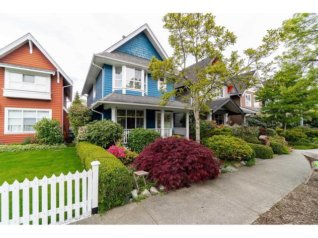 161 Pier Place, House detached with 3 bedrooms, 3 bathrooms and null parking in New Westminster BC | Card Image