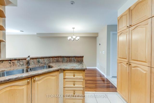 4 - 2250 Rockingham Dr, Townhouse with 3 bedrooms, 4 bathrooms and 2 parking in Oakville ON | Image 2