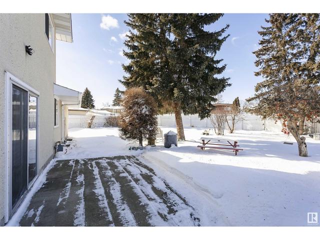 8424 145 Av Nw, House detached with 4 bedrooms, 2 bathrooms and 6 parking in Edmonton AB | Image 52