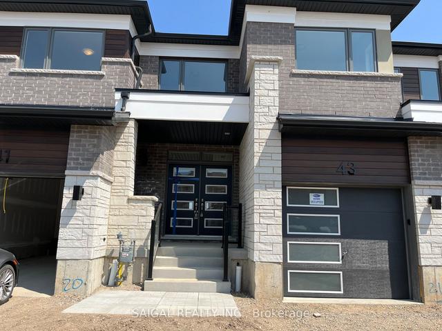 41 Histand Tr, House attached with 3 bedrooms, 3 bathrooms and 3 parking in Kitchener ON | Image 1