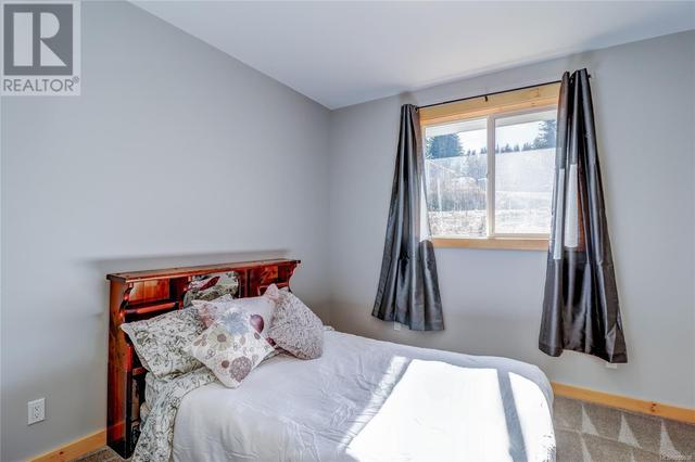 850 Lanqvist Rd, House detached with 3 bedrooms, 2 bathrooms and 6 parking in Mount Waddington C BC | Image 23