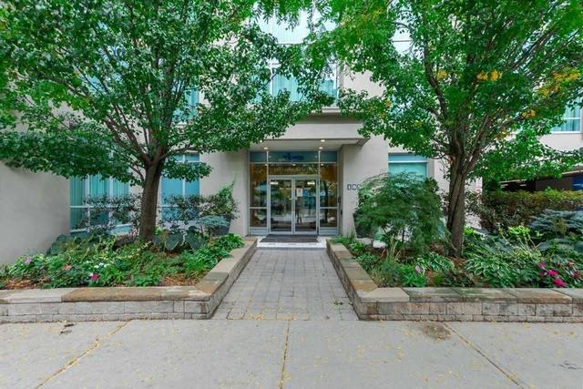 512 - 185 Legion Rd N, Condo with 2 bedrooms, 2 bathrooms and 1 parking in Toronto ON | Image 12