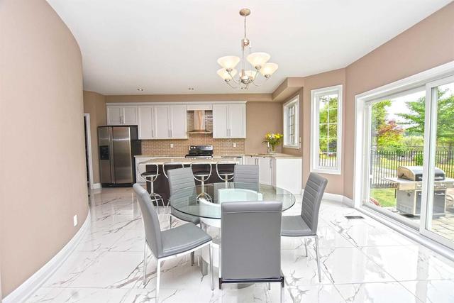 239 Vellore Woods Blvd, House detached with 4 bedrooms, 4 bathrooms and 3 parking in Vaughan ON | Image 7