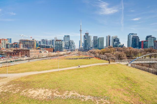 402 - 30 Ordnance St, Condo with 2 bedrooms, 2 bathrooms and 0 parking in Toronto ON | Image 28