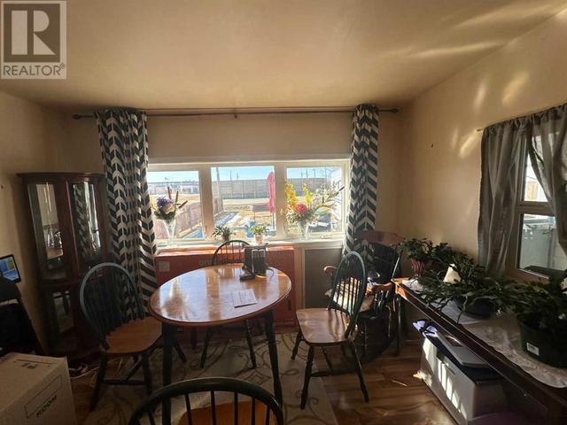 10 689 Highway W, House detached with 3 bedrooms, 1 bathrooms and 4 parking in Northern Lights County AB | Image 3