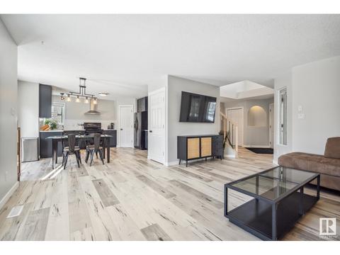 355 Galbraith Cl Nw, House detached with 4 bedrooms, 2 bathrooms and 4 parking in Edmonton AB | Card Image