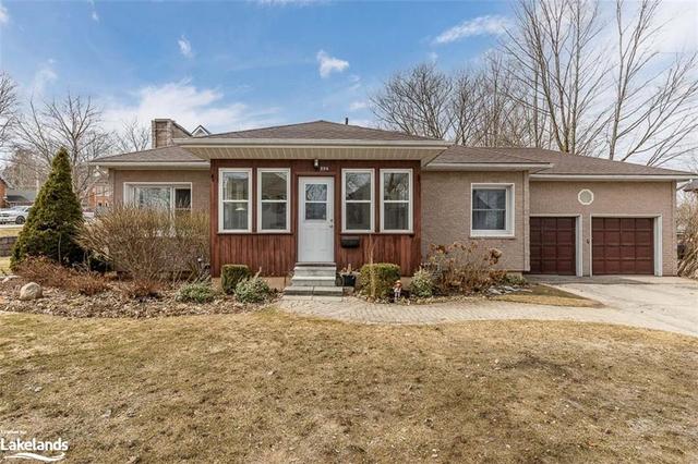 234 Third Street, House detached with 4 bedrooms, 2 bathrooms and 6 parking in Midland ON | Image 1