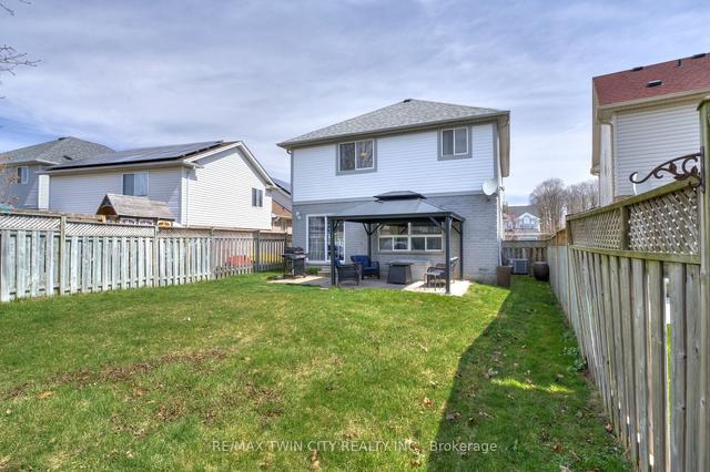 104 Sofron Dr, House detached with 3 bedrooms, 4 bathrooms and 5 parking in Cambridge ON | Image 20