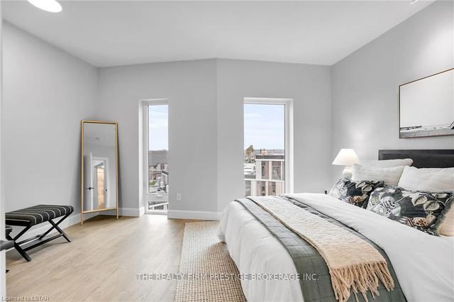 120 - 2062 Lumen Dr, Condo with 2 bedrooms, 3 bathrooms and 0 parking in London ON | Image 17