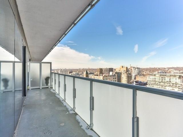 1005 - 11 Charlotte St, Condo with 1 bedrooms, 1 bathrooms and null parking in Toronto ON | Image 13