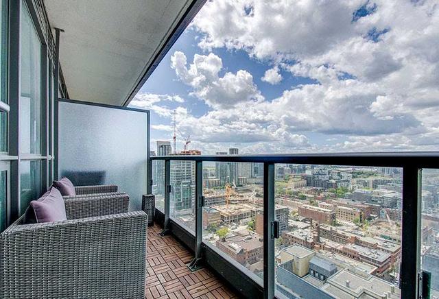 3102 - 8 Charlotte St, Condo with 2 bedrooms, 2 bathrooms and 1 parking in Toronto ON | Image 16