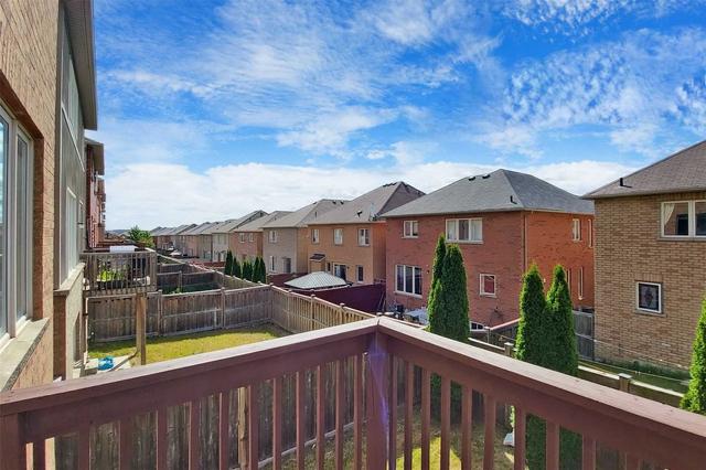9 Mansard Dr, House detached with 4 bedrooms, 3 bathrooms and 4 parking in Richmond Hill ON | Image 21