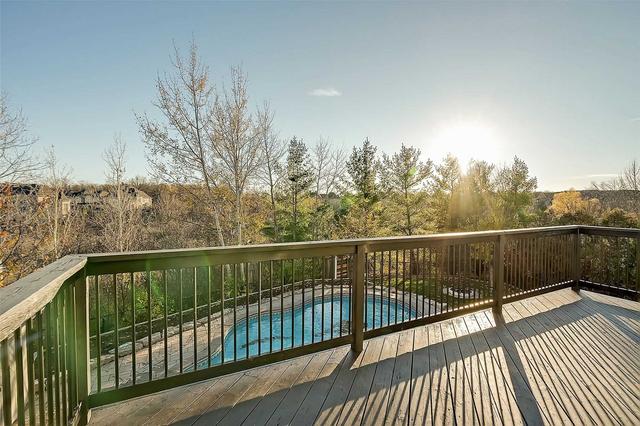 3126 Cardross Crt, House attached with 4 bedrooms, 5 bathrooms and 8 parking in Oakville ON | Image 22
