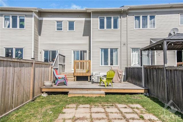 398 Hillsboro Private, Townhouse with 3 bedrooms, 3 bathrooms and 2 parking in Ottawa ON | Image 26