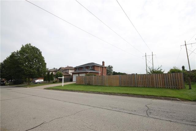 19 West Farmington Drive, House detached with 4 bedrooms, 4 bathrooms and 2 parking in St. Catharines ON | Image 46