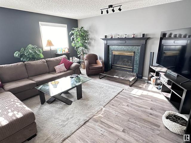 10824 106a, House detached with 4 bedrooms, 3 bathrooms and 5 parking in Westlock AB | Image 13