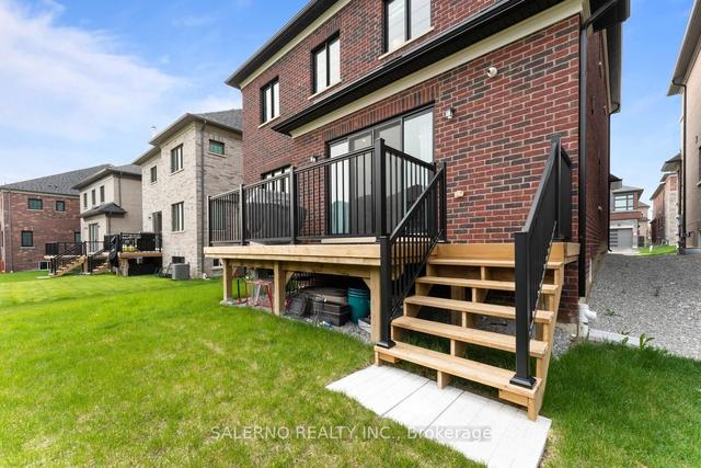 67 Wainfleet Cres, House detached with 4 bedrooms, 5 bathrooms and 6 parking in Vaughan ON | Image 32