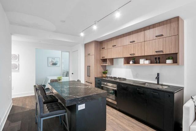208 - 1888 Queen St E, Condo with 2 bedrooms, 2 bathrooms and 1 parking in Toronto ON | Image 8
