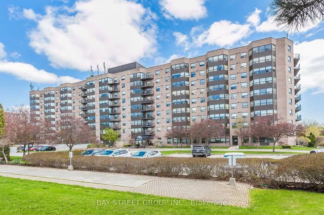 717 - 2 Raymerville Dr, Condo with 2 bedrooms, 2 bathrooms and 1 parking in Markham ON | Image 1