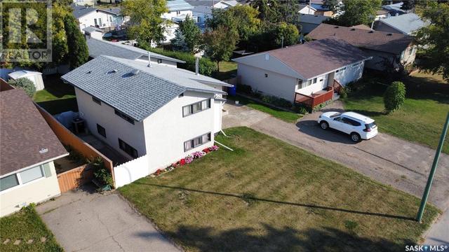 2428 6a Avenue W, House detached with 4 bedrooms, 2 bathrooms and null parking in Prince Albert SK | Image 12