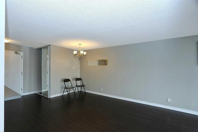 704 - 25 Trailwood Dr S, Condo with 2 bedrooms, 2 bathrooms and 1 parking in Mississauga ON | Image 7