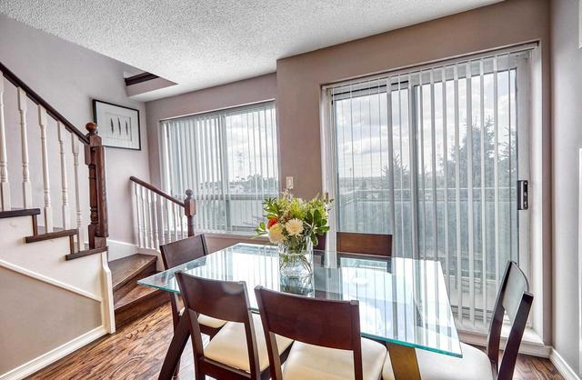 519 - 39 Oneida Cres, Condo with 2 bedrooms, 2 bathrooms and 2 parking in Richmond Hill ON | Image 5