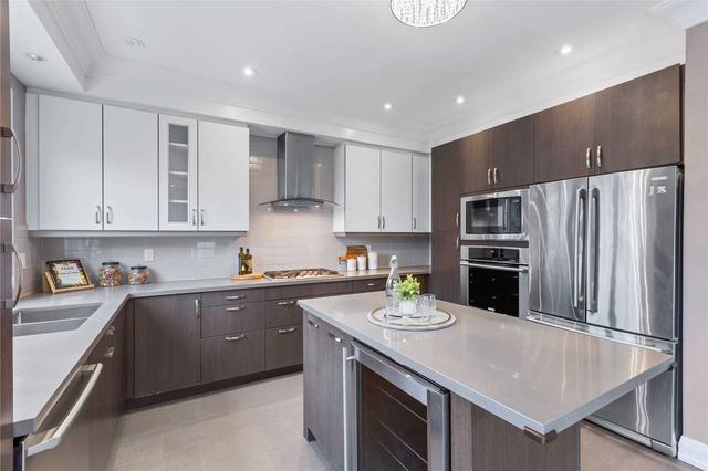 2 Brian Way, Townhouse with 3 bedrooms, 6 bathrooms and 4 parking in Markham ON | Image 11