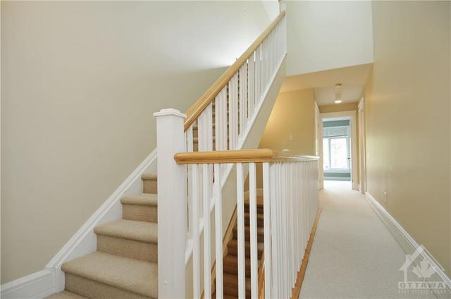 239 Second Avenue, Townhouse with 3 bedrooms, 3 bathrooms and 2 parking in Ottawa ON | Image 18