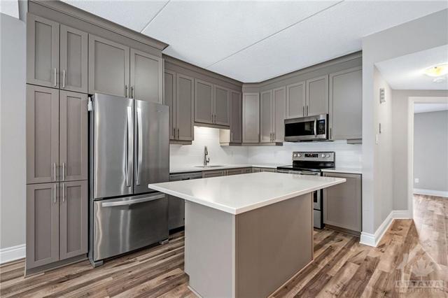 173 - 304 Masters Lane, Condo with 2 bedrooms, 1 bathrooms and 1 parking in Clarence Rockland ON | Image 5