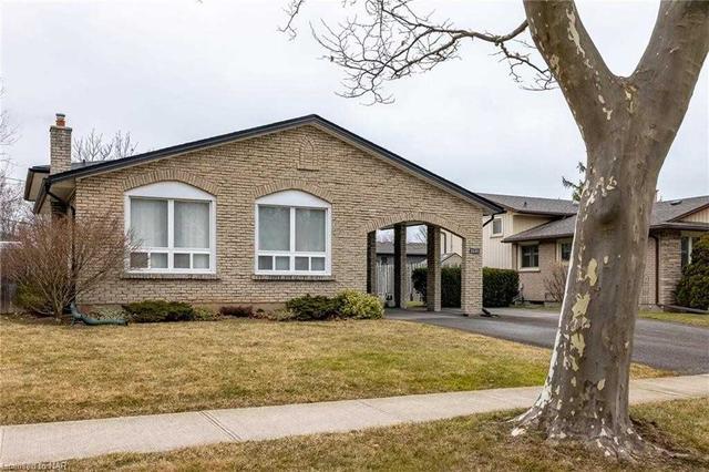 3081 Chipman Cres, House detached with 3 bedrooms, 2 bathrooms and 3 parking in Niagara Falls ON | Image 24