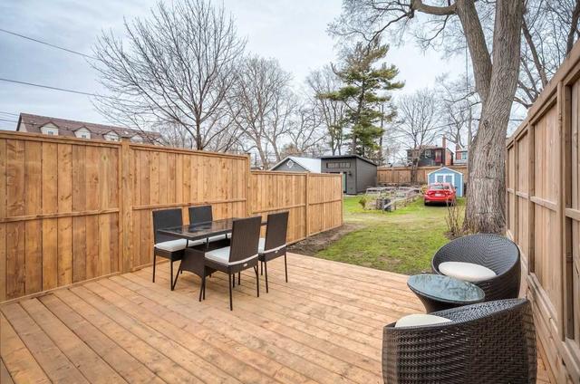 toronto - 65 Osborne Ave, House semidetached with 3 bedrooms, 1 bathrooms and 2 parking in Toronto ON | Image 19