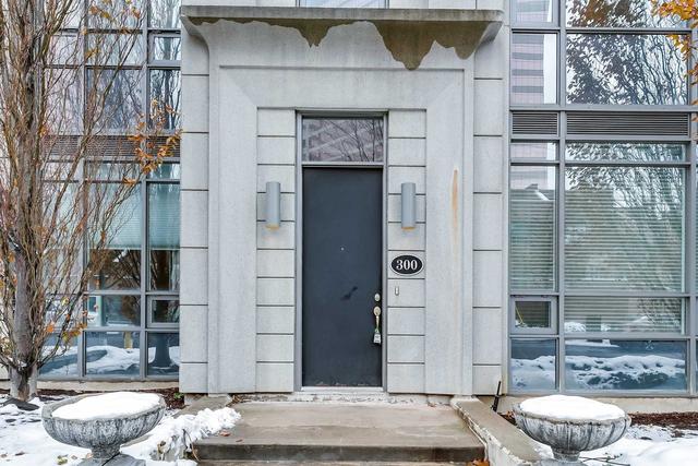 th300 - 25 Greenview Ave, Townhouse with 3 bedrooms, 3 bathrooms and 2 parking in Toronto ON | Image 12