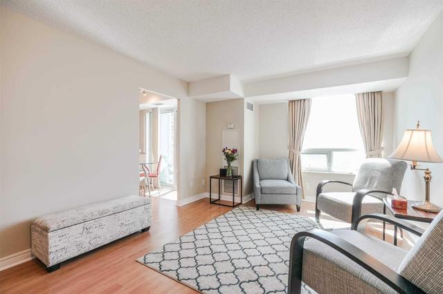 1415 - 83 Borough Dr, Condo with 2 bedrooms, 2 bathrooms and 1 parking in Toronto ON | Image 4