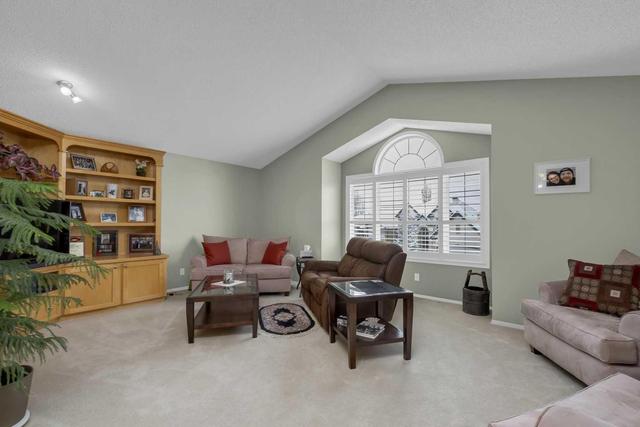 3119 Signal Hill Drive Sw, House detached with 3 bedrooms, 3 bathrooms and 4 parking in Calgary AB | Image 20