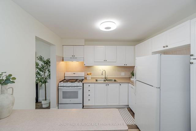 49 - 1889 Upper Wentworth St, Townhouse with 3 bedrooms, 3 bathrooms and 2 parking in Hamilton ON | Image 4